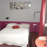 Hotel Latino Centre Reims