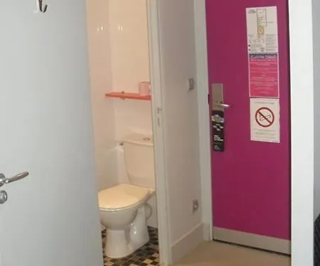Latino Centre 2*