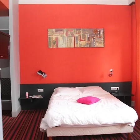 Latino Centre 2* Reims