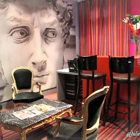 Latino Centre 2* Reims