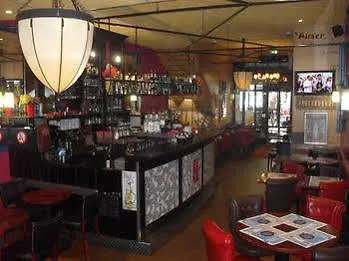 Latino Centre 2*