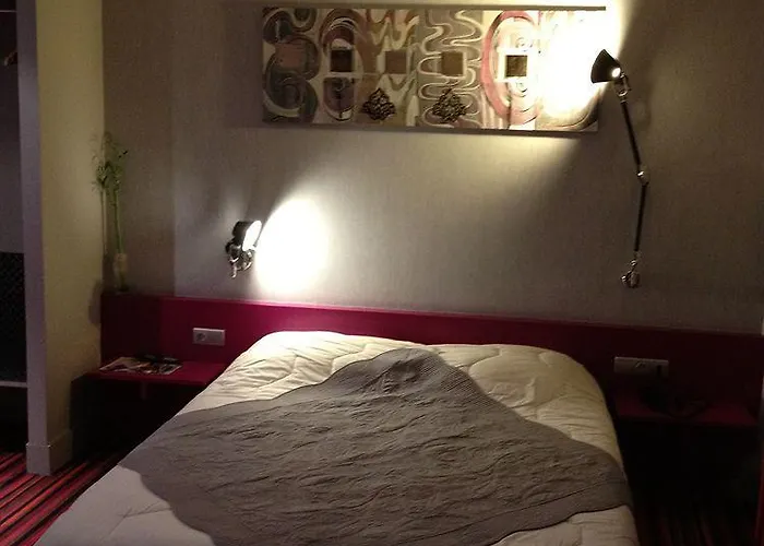 兰斯拉丁中心酒店 酒店 2*