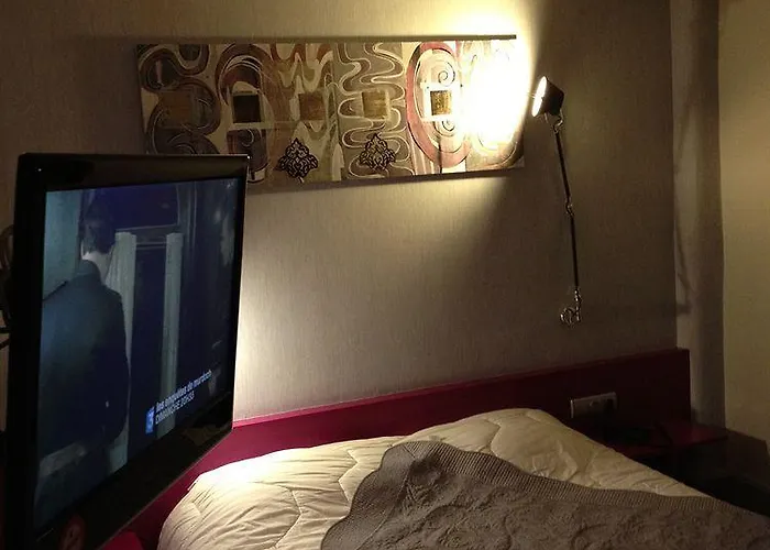 Latino Centre Hotel Reims