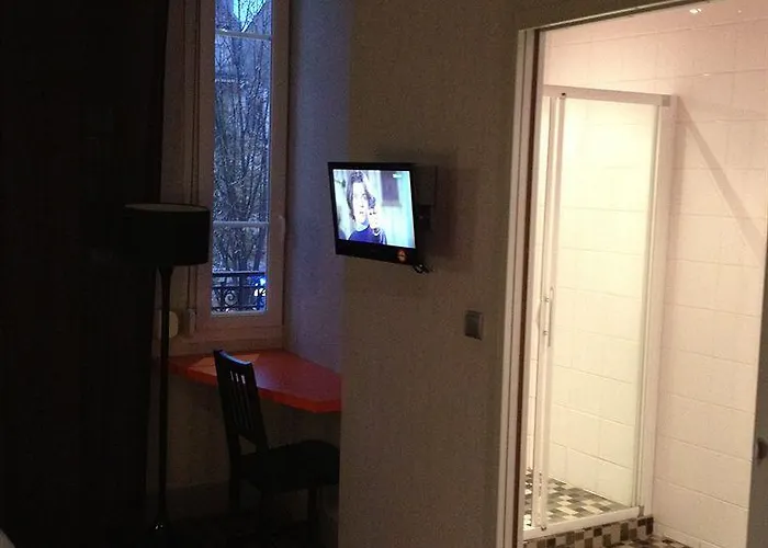 Latino Centre Hotel Reims