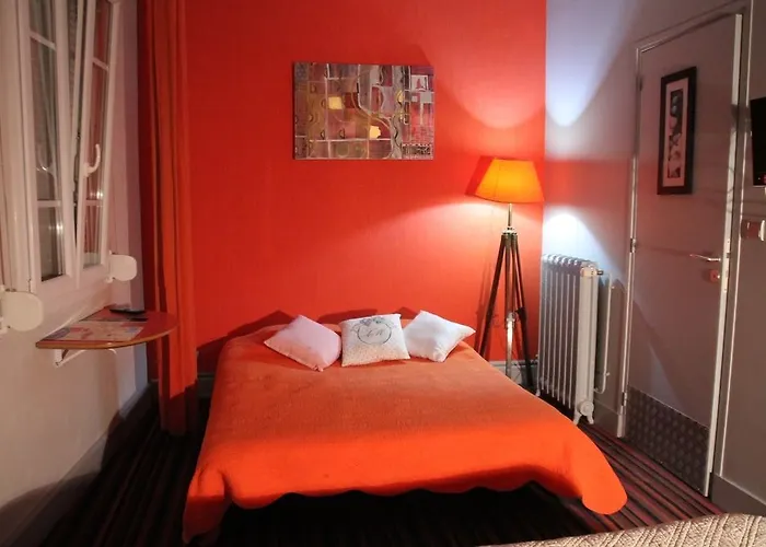 兰斯拉丁中心酒店 兰斯