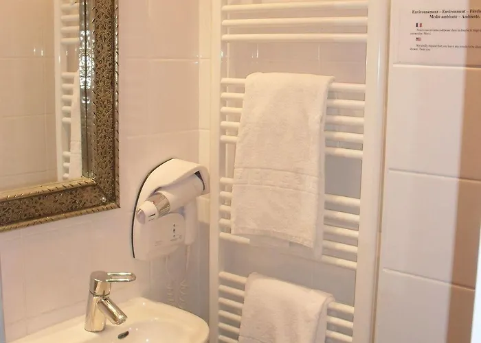 Latino Centre 2* Reims