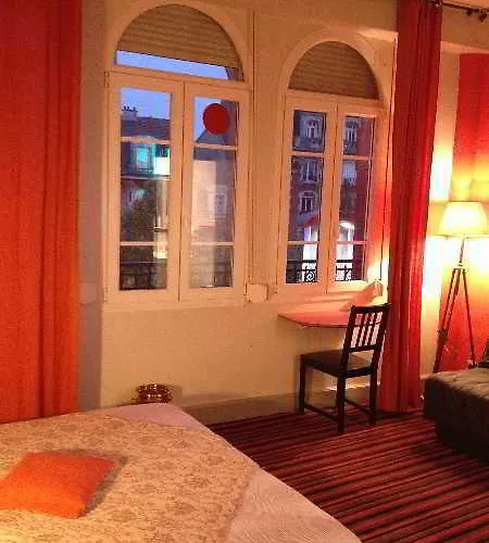 兰斯拉丁中心酒店 酒店